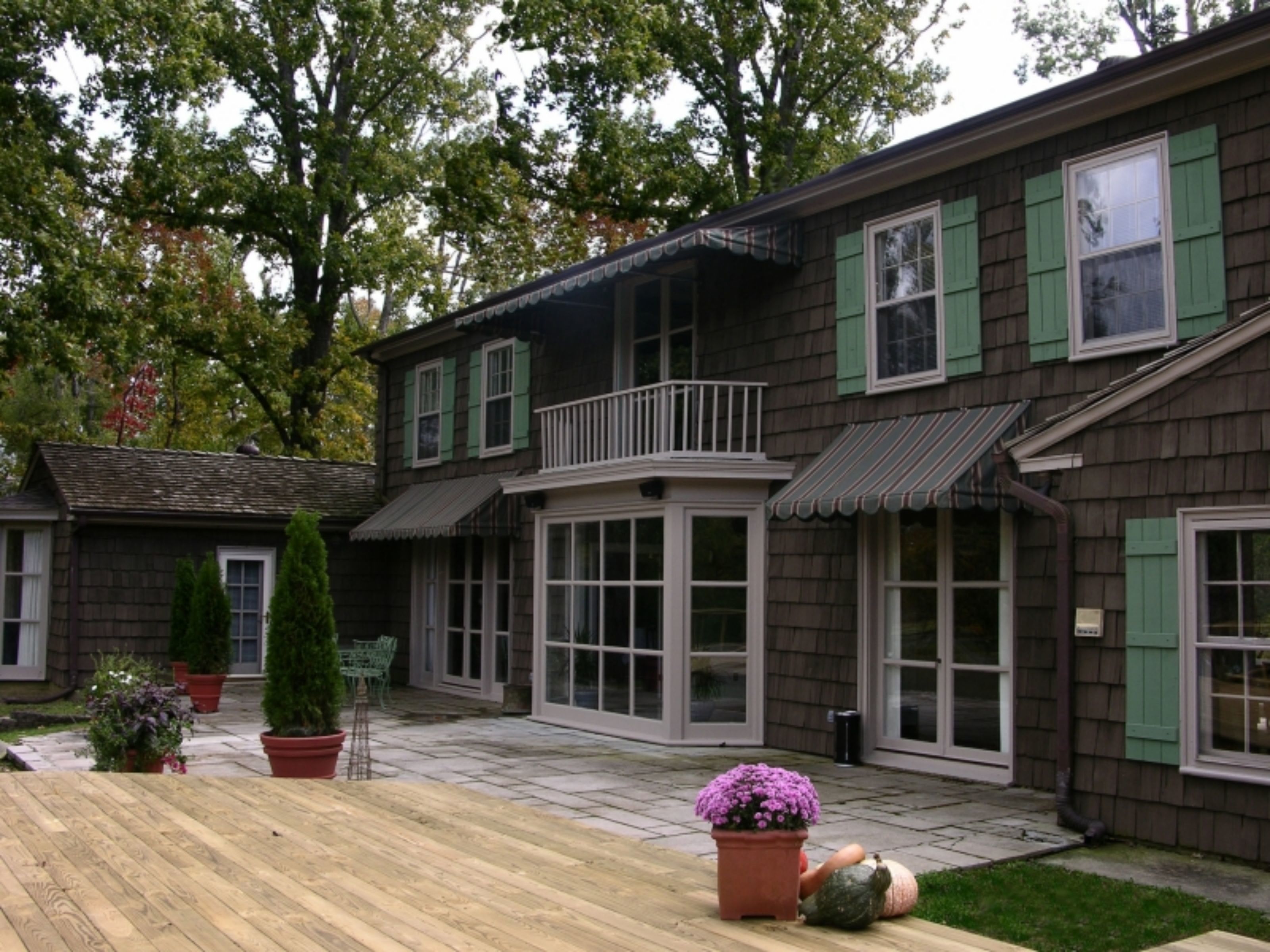 Suite (Lake House Apartment) | Balcony