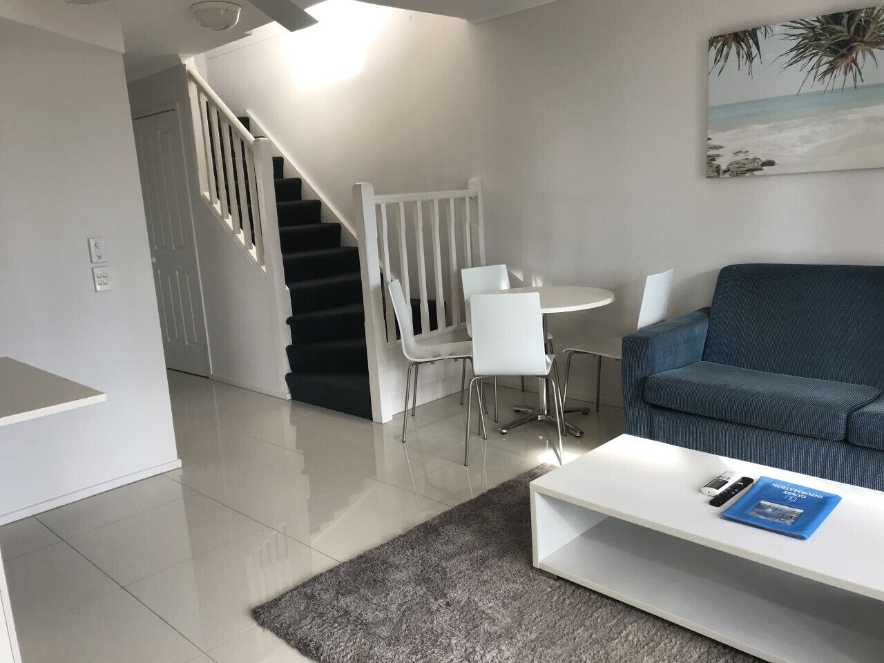 Apartment, 2 Bedrooms | Living area