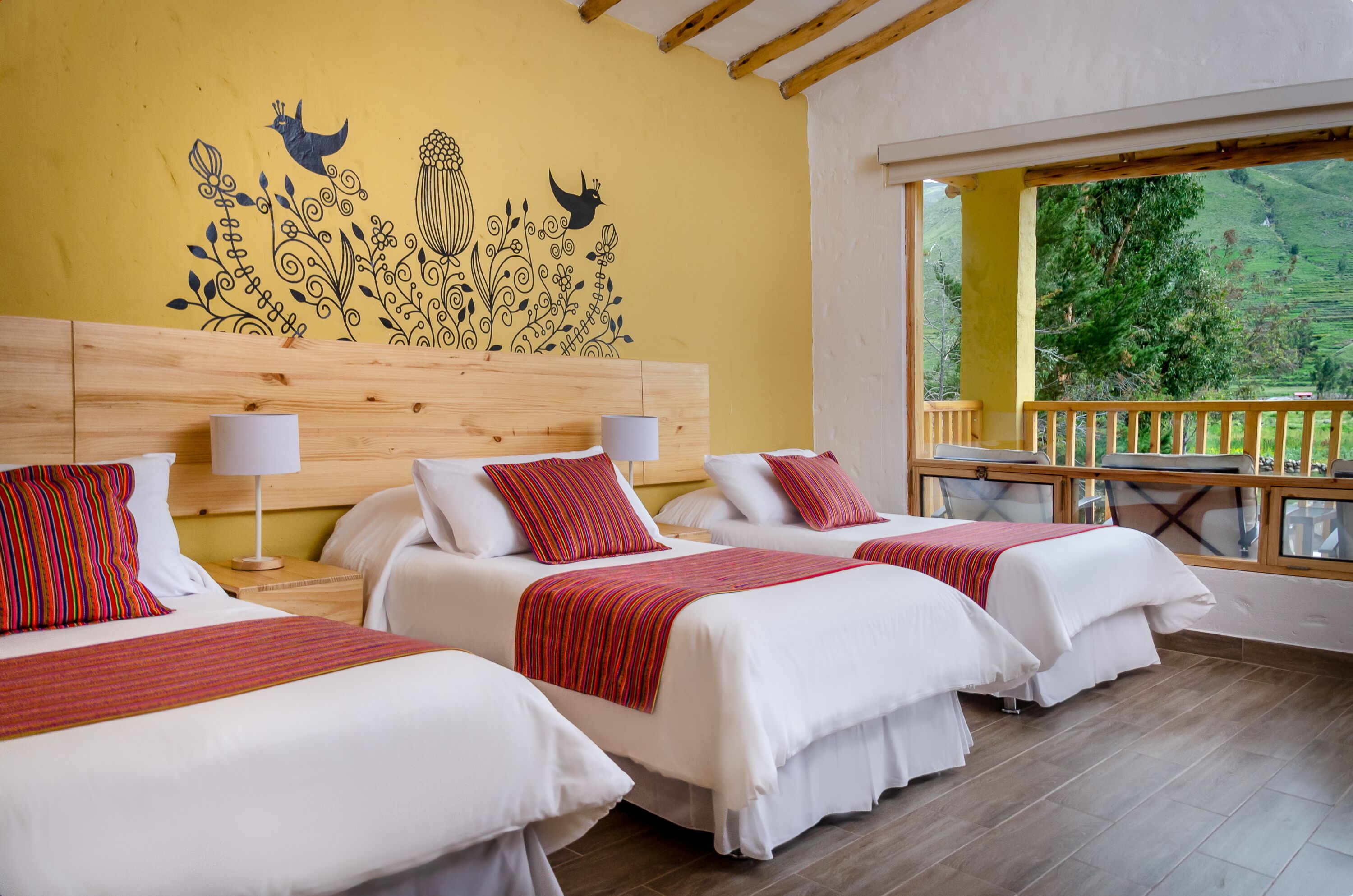 family room | 1 bedroom, premium bedding, down duvets, pillow-top beds