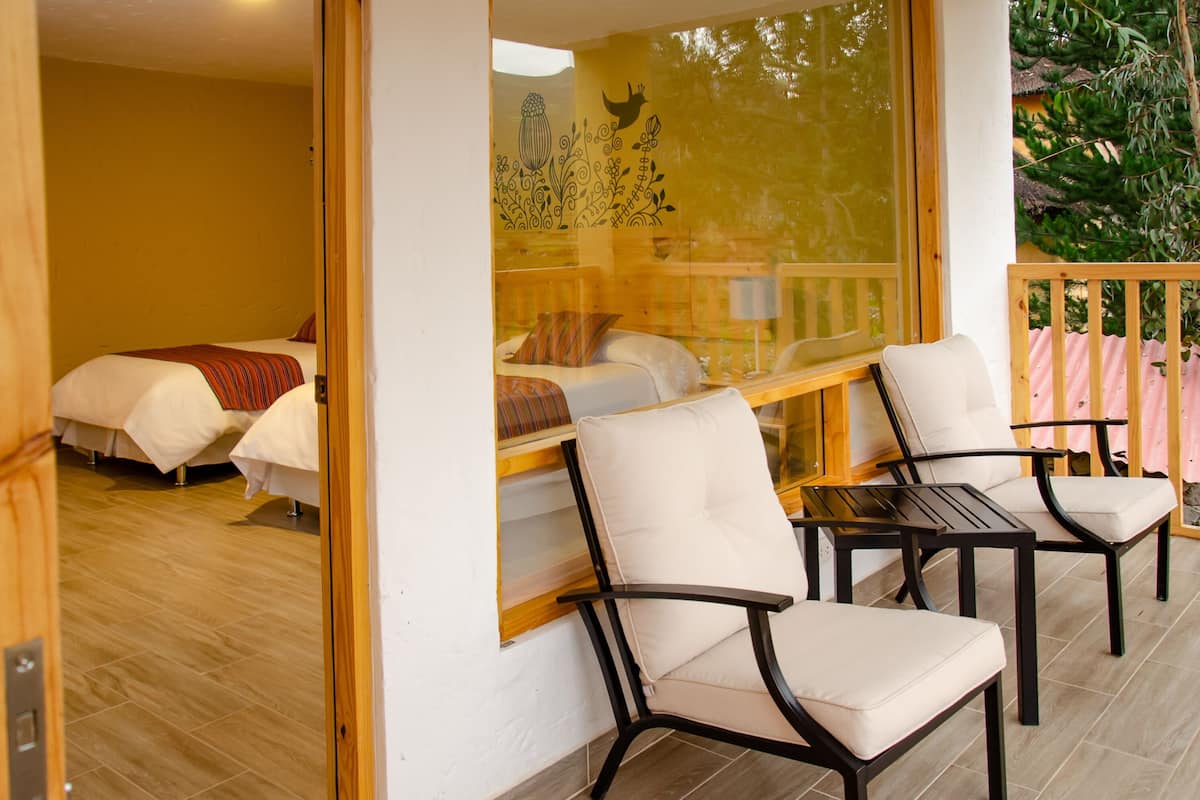 family room | terrace/patio