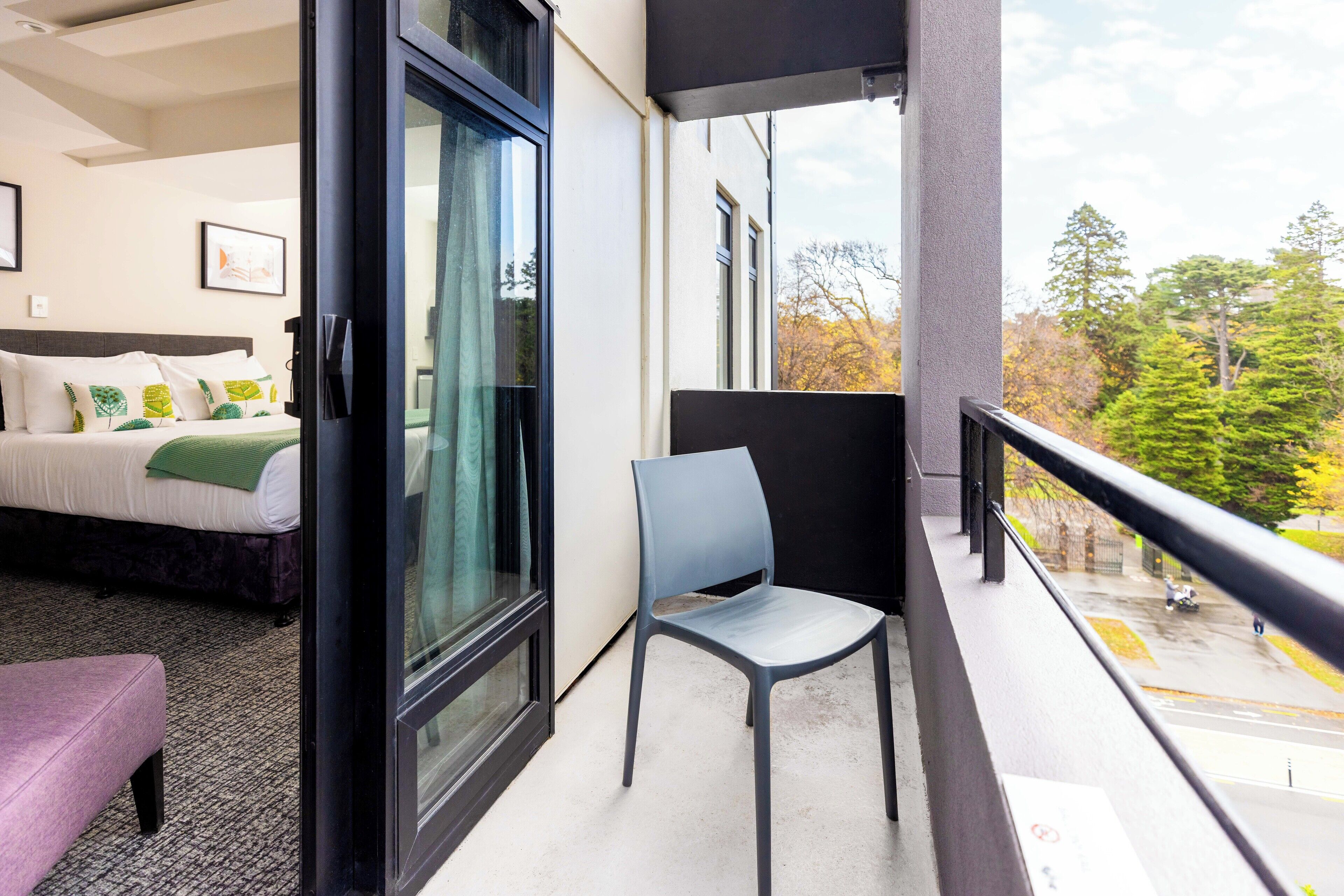 Estudio ejecutivo (Apartment) | Balcón