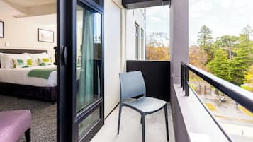 Studio Apartment | Balcony