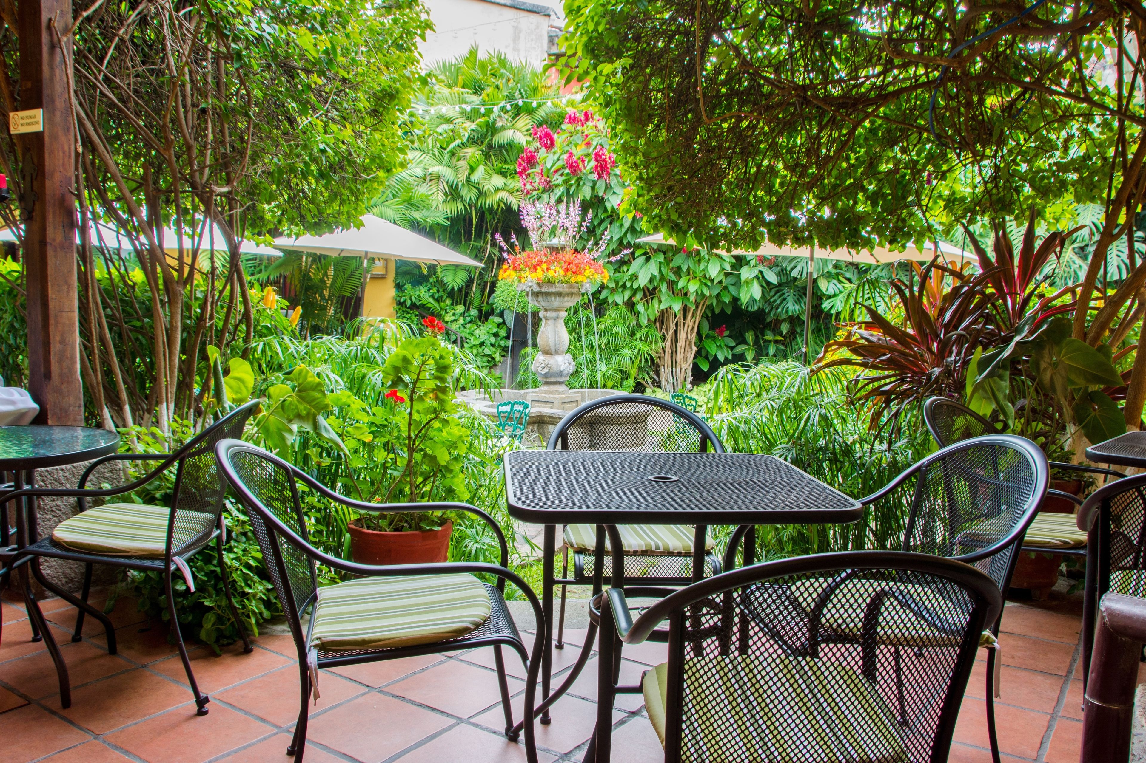 Tủ lạnh, lò vi sóng 