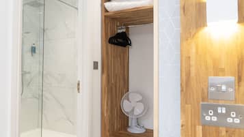 Deluxe-suite - eget badeværelse | Værelsesfacilitet