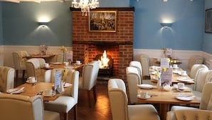 Free daily English breakfast - Seacrest Hotel (Southsea)