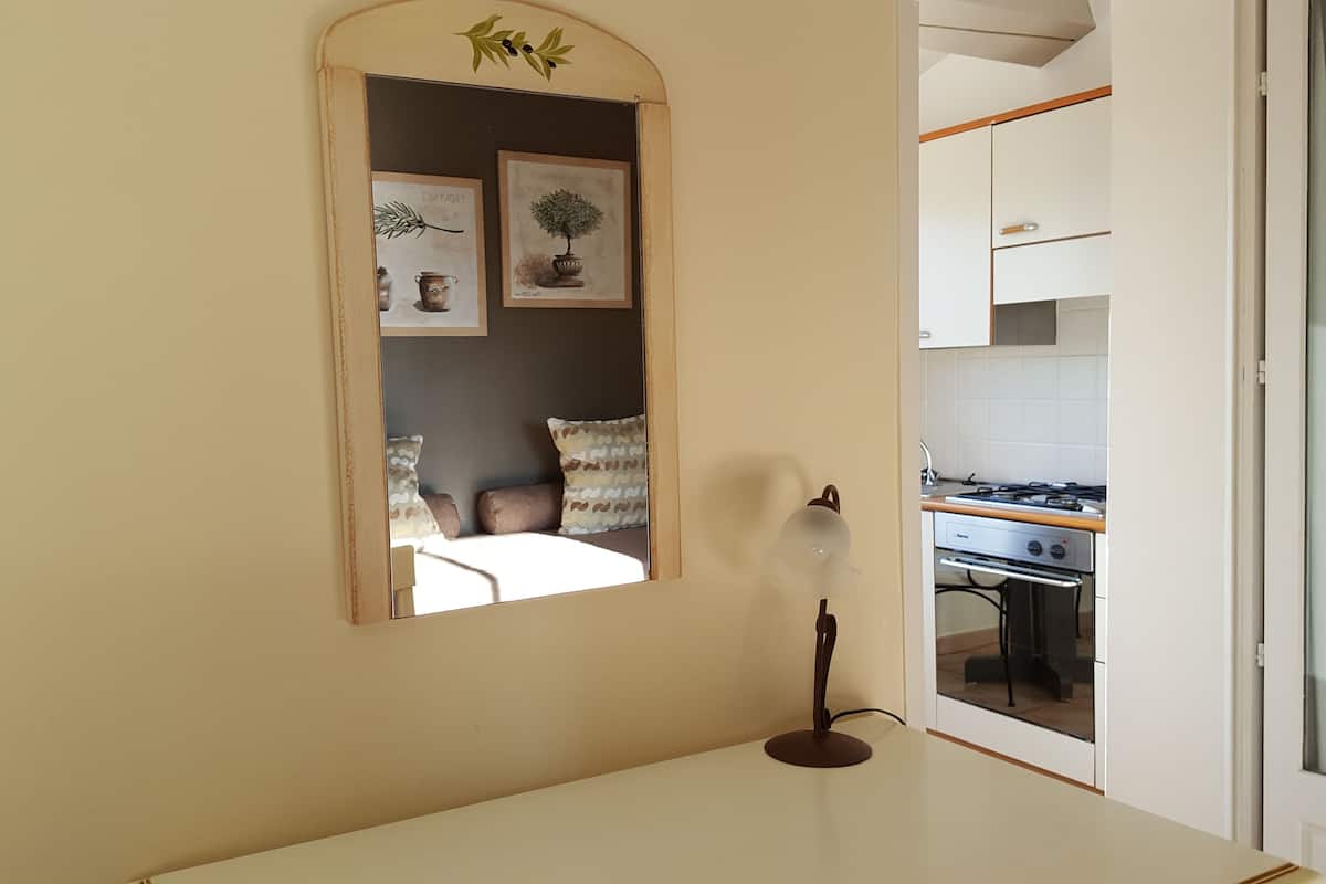 suite, pool view | private kitchenette