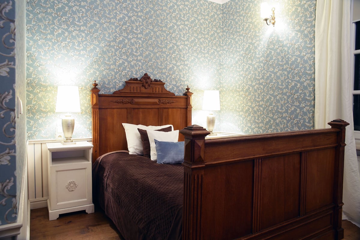 Desk, iron/ironing board, free WiFi, bed sheets