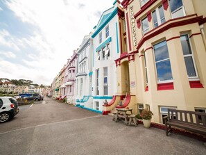Front of property - The Commodore (Paignton)