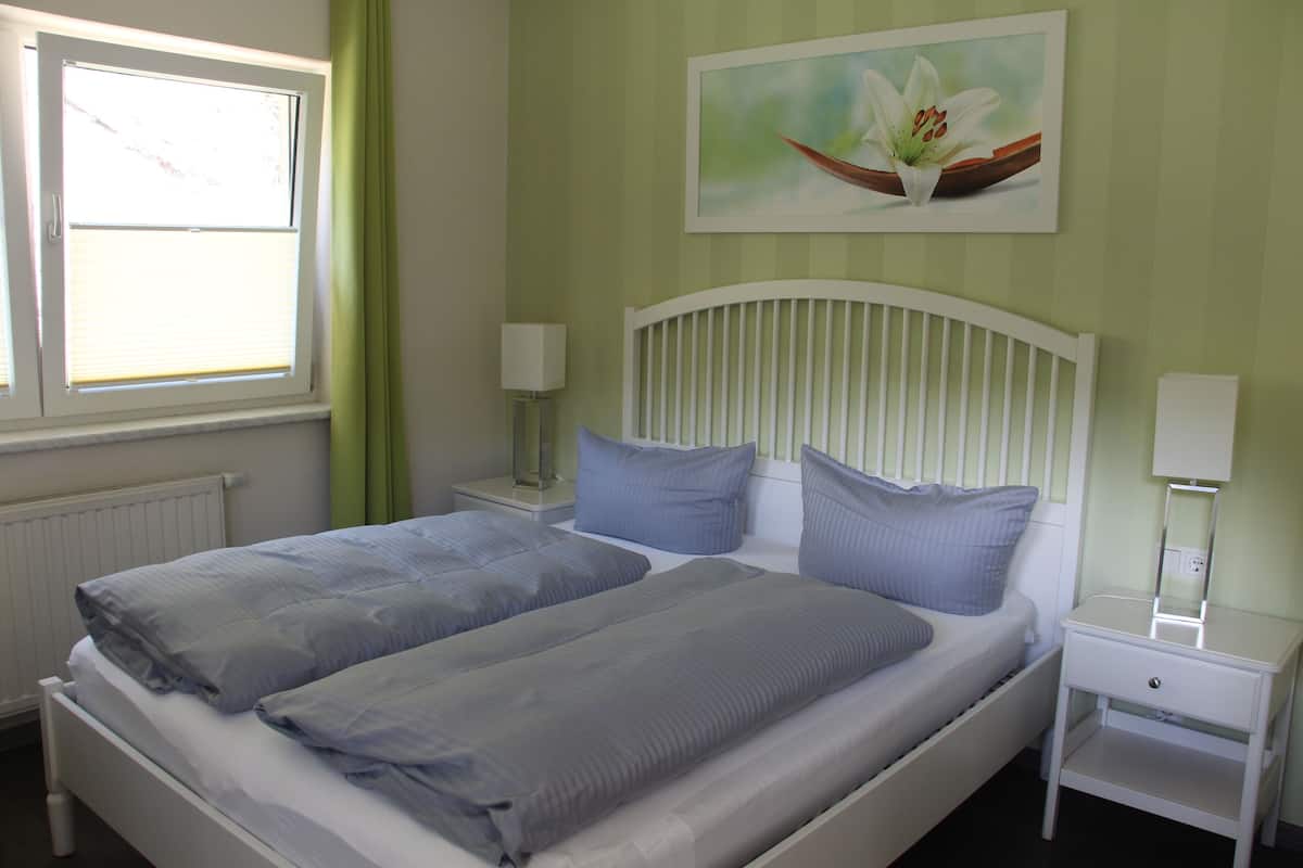 1 bedroom, desk, free WiFi