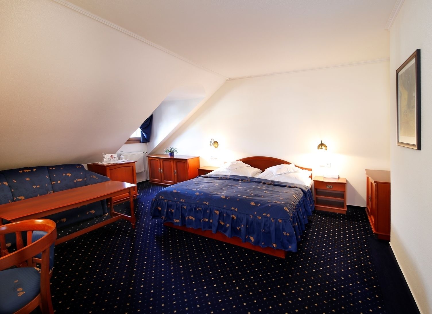 comfort double room | premium bedding, minibar, in-room safe, desk