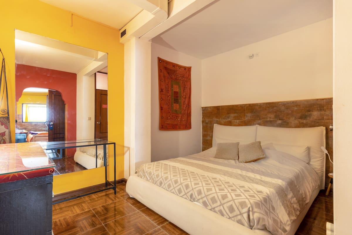 Family Oda | Kuştüyü yorgan, ayrı ayrı dekore edilmiş, ücretsiz kablosuz İnternet