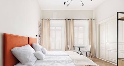 Hetman Main Square Apartments