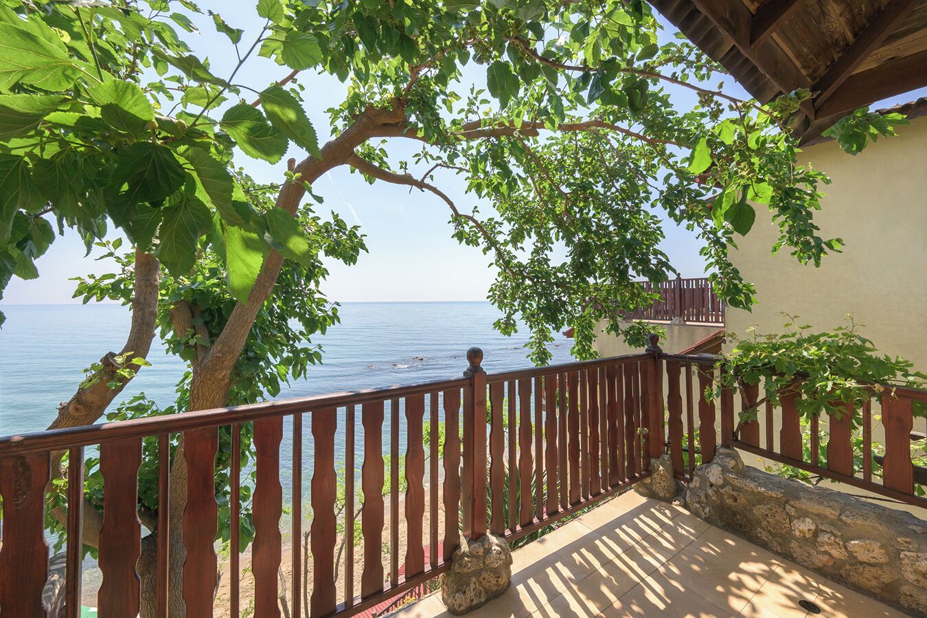 standard double room, balcony | select comfort beds, in-room safe, desk, soundproofing