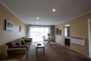 Family Apartment, 2 Bedrooms | Living area | TV