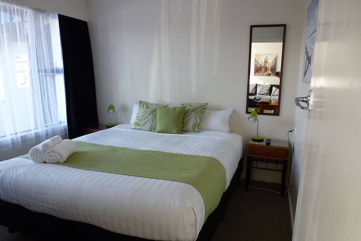 Two Bedroom Unit | 1 bedroom, individually decorated, individually furnished