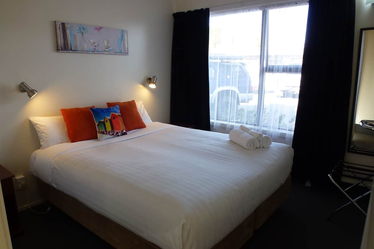 Three Bedroom Unit | Individually decorated, individually furnished, laptop workspace