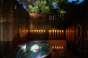 Japanese Room 8 Tatami Mats with bath room | Minibar, in-room safe, desk, laptop workspace