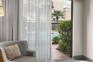 Phòng, 2 giường cỡ queen (Poolside) | Quang cảnh từ phòng
