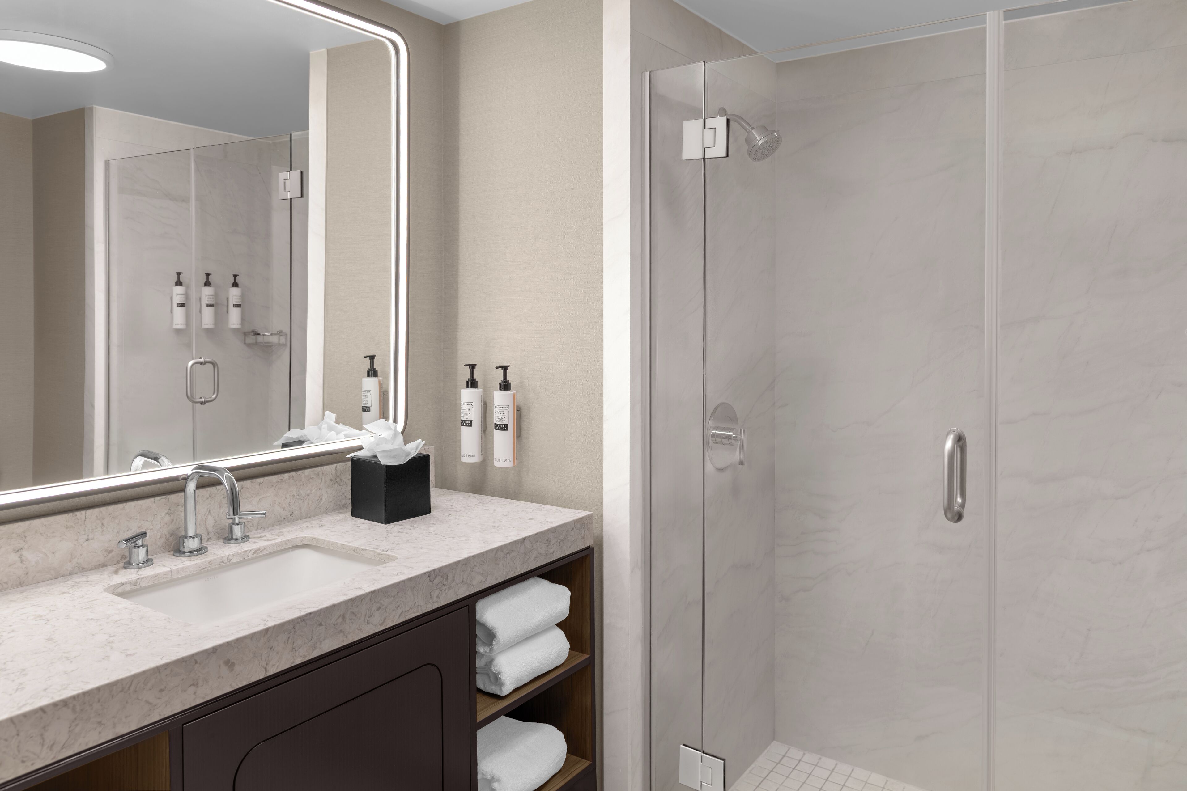 Photo - Embassy Suites San Antonio Riverwalk-Downtown