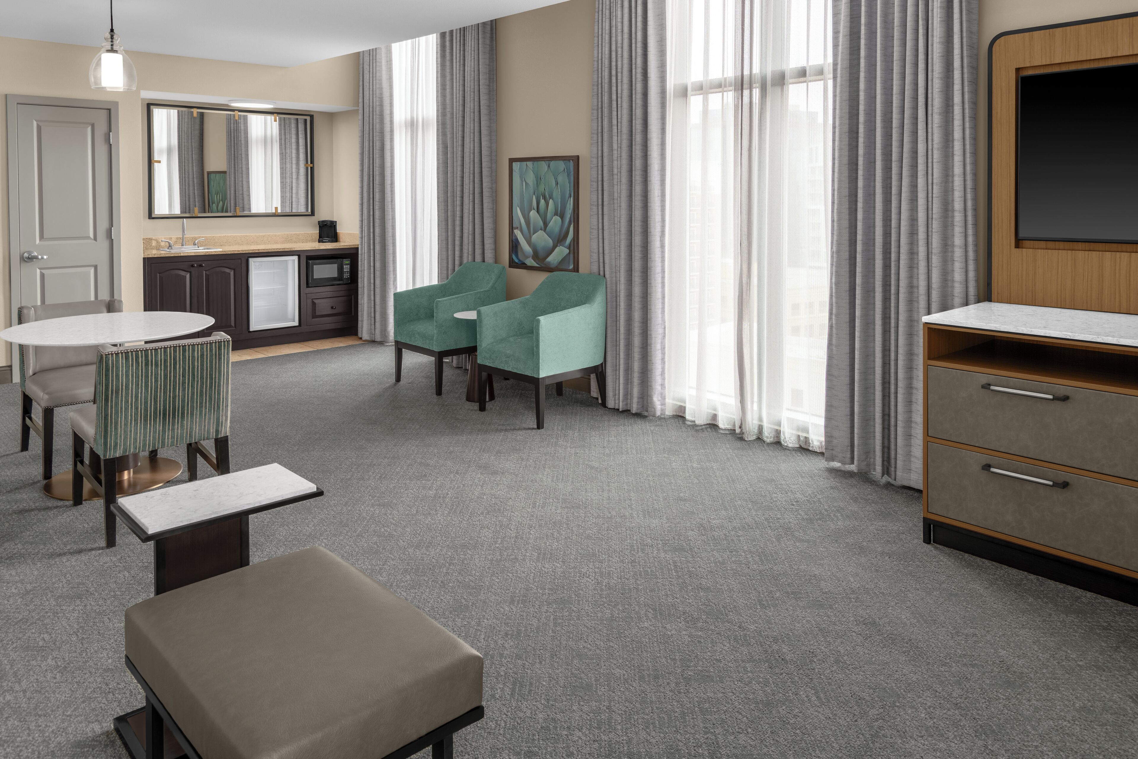 Hypo-allergenic bedding, pillow-top beds, in-room safe