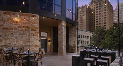 Embassy Suites San Antonio Riverwalk-Downtown