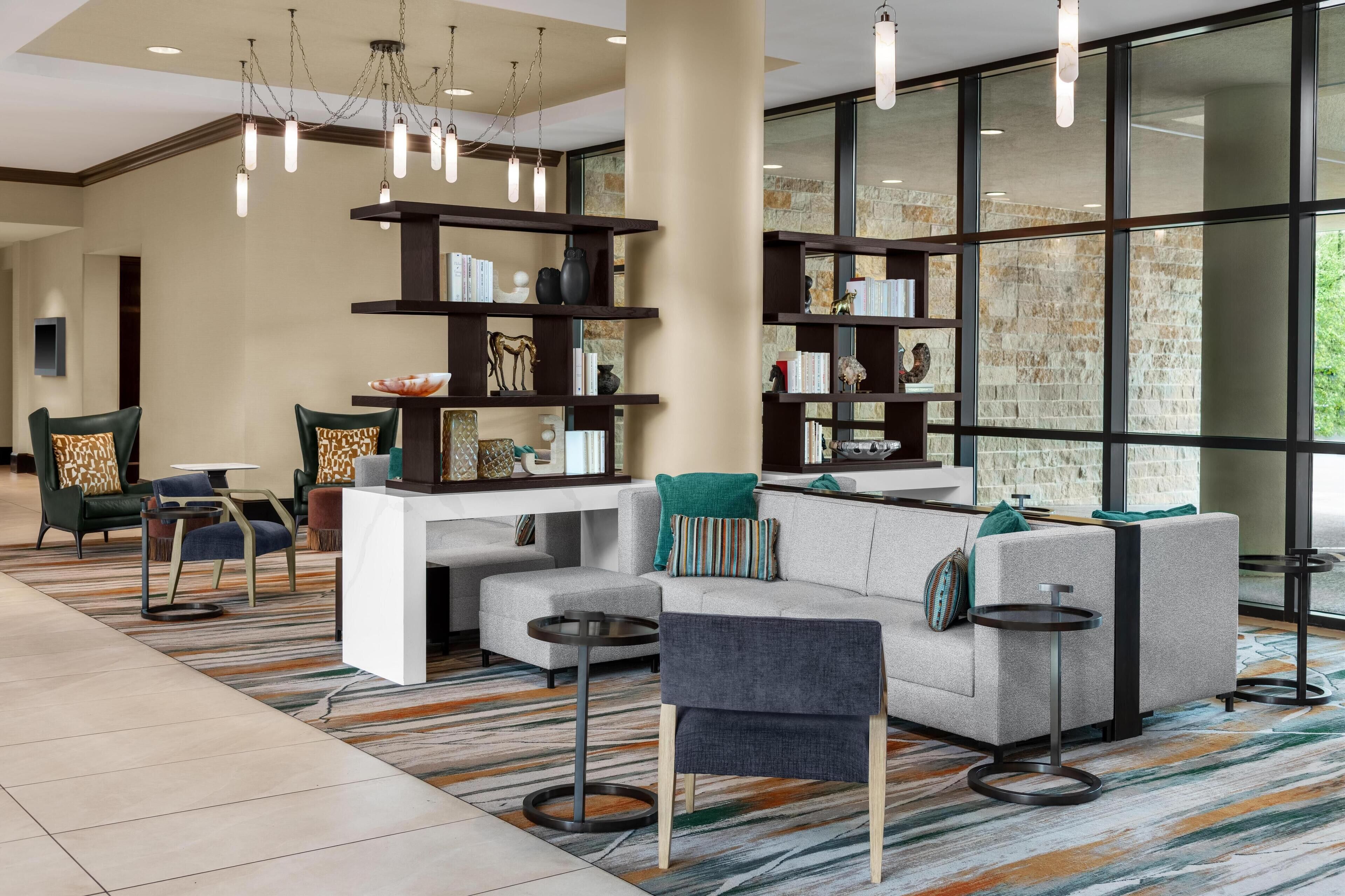 Photo - Embassy Suites San Antonio Riverwalk-Downtown