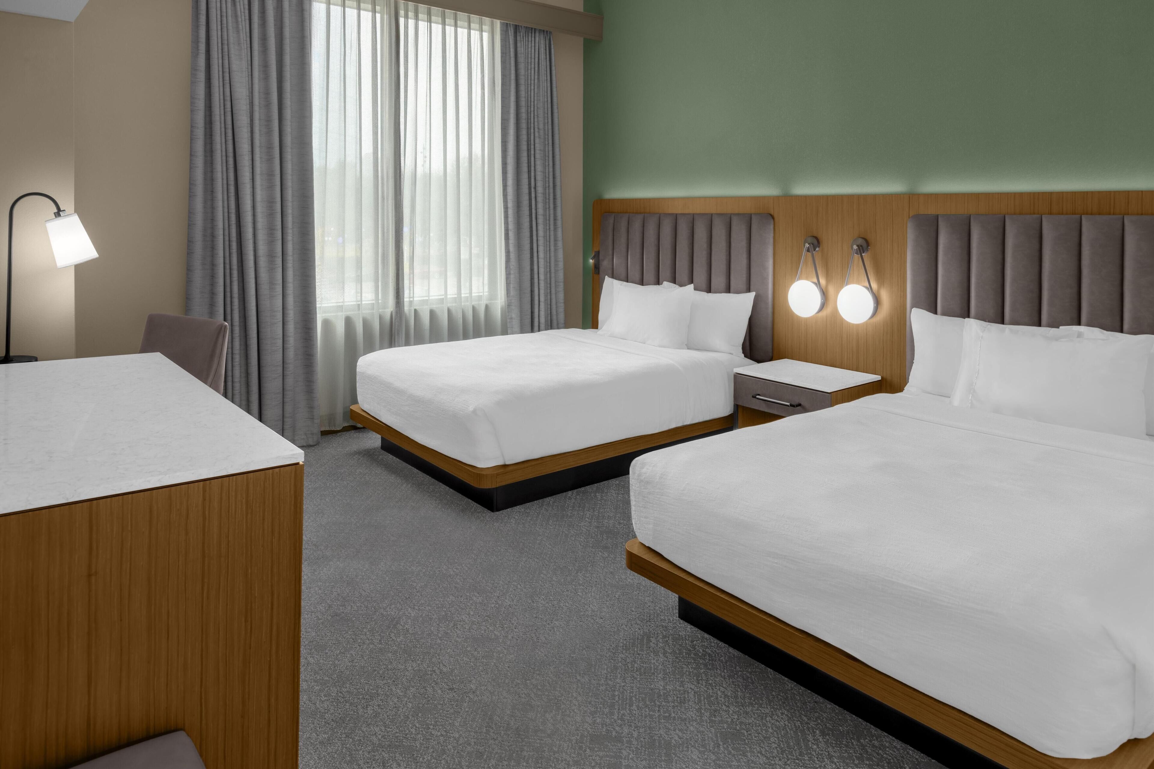 Suite, 2 Queen Beds, Accessible, Non Smoking