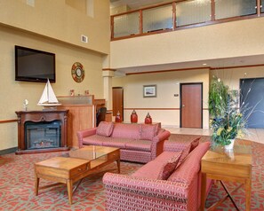 Lobby - Quality Suites Near Cedar Creek Lake (Mabank)