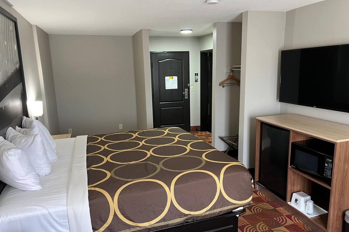 Pillow-top beds, desk, blackout curtains, iron/ironing board