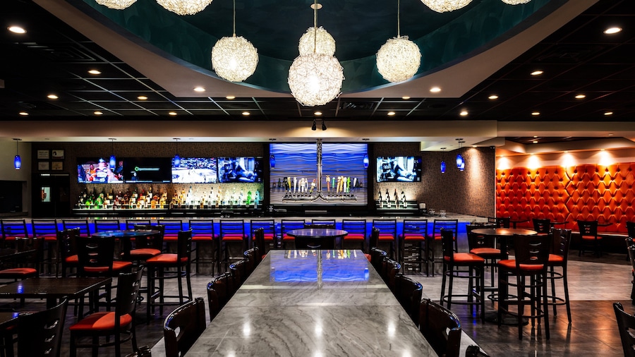 Holiday Inn Newark International Airport by IHG