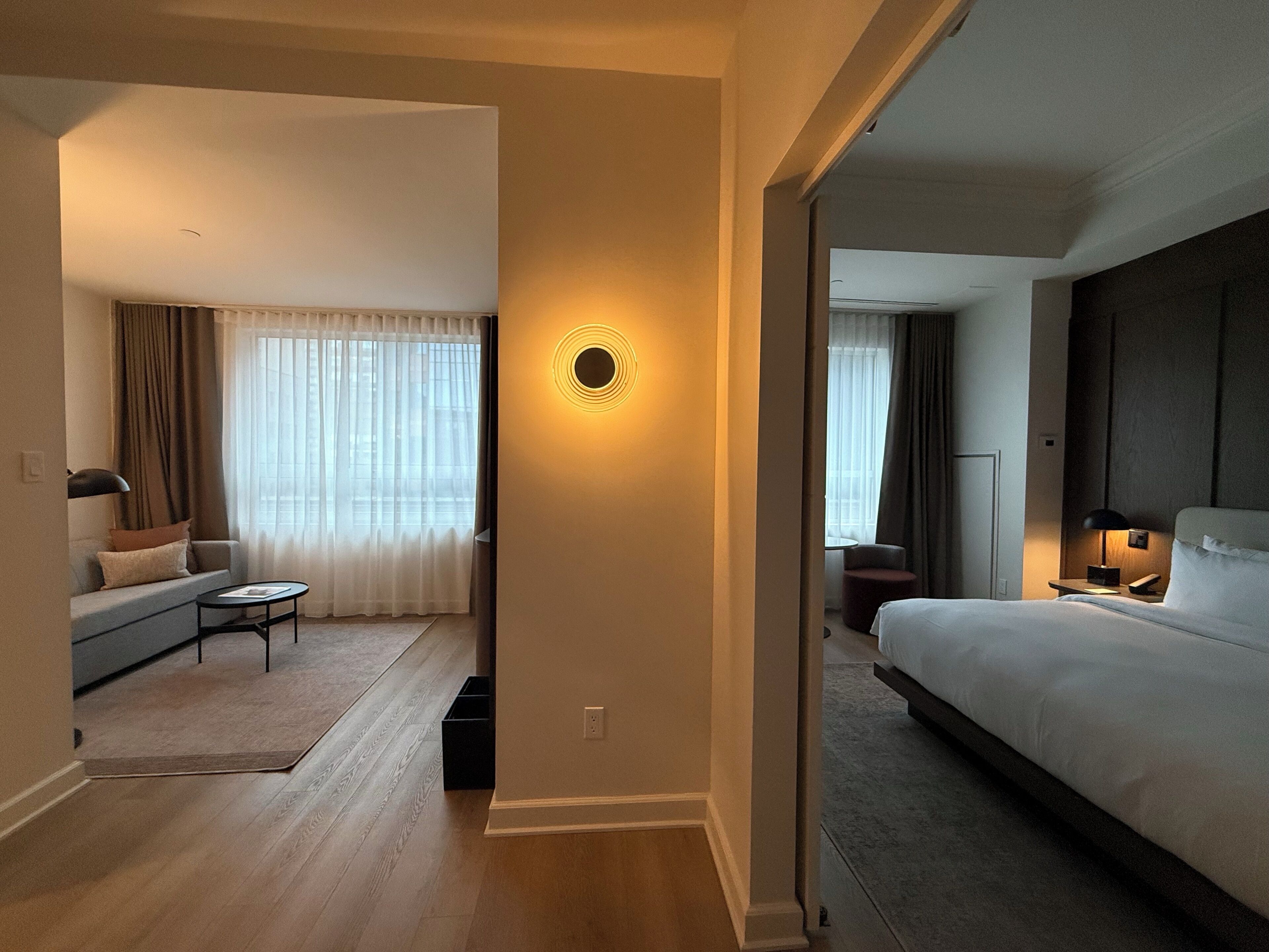 Suite Deluxe | Literie de qualité supérieure, couette en duvet d'oie, surmatelas