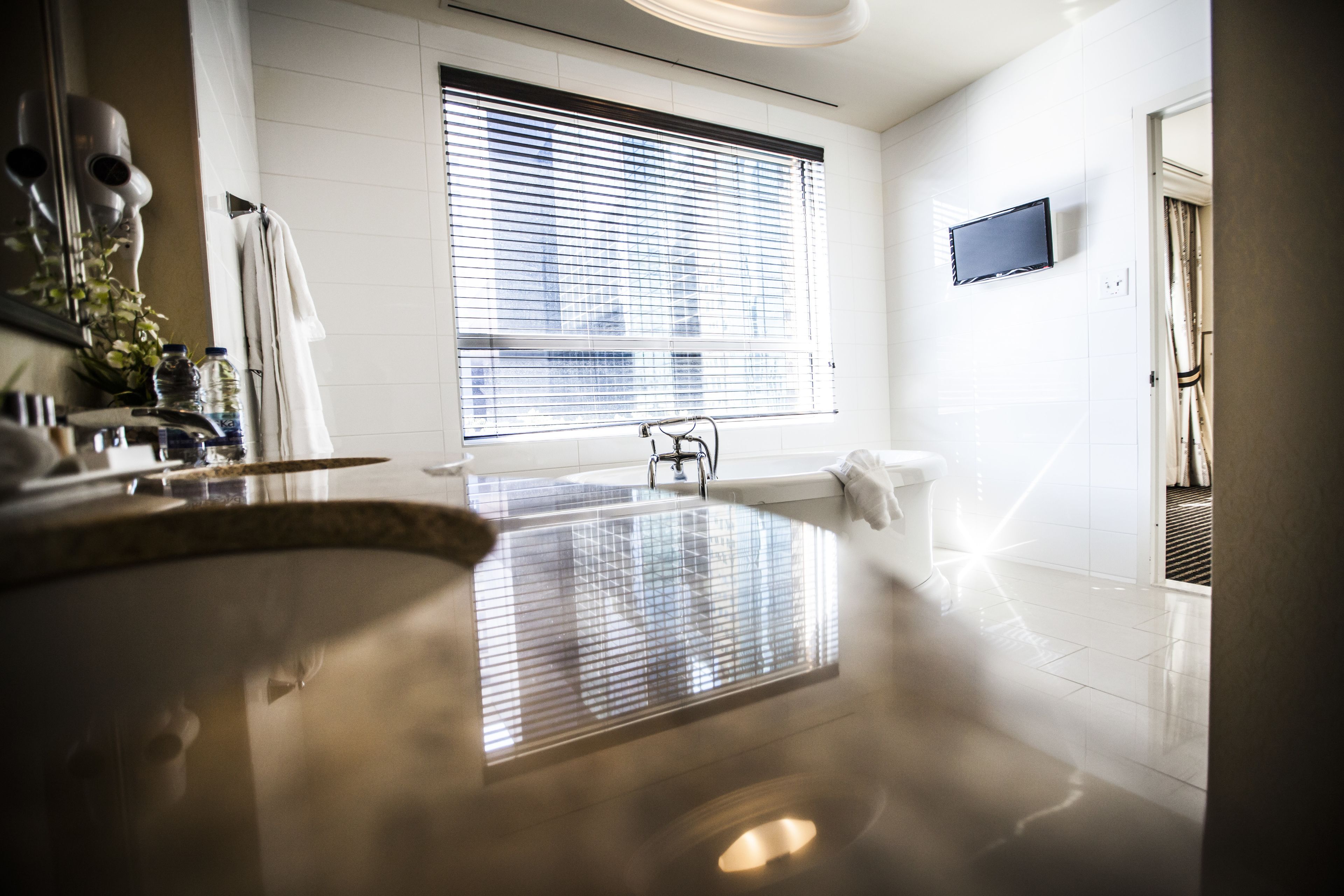 Particular Room Cannes | Bathroom