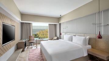 Minibar, caja fuerte, escritorio y espacio para trabajar con un portátil