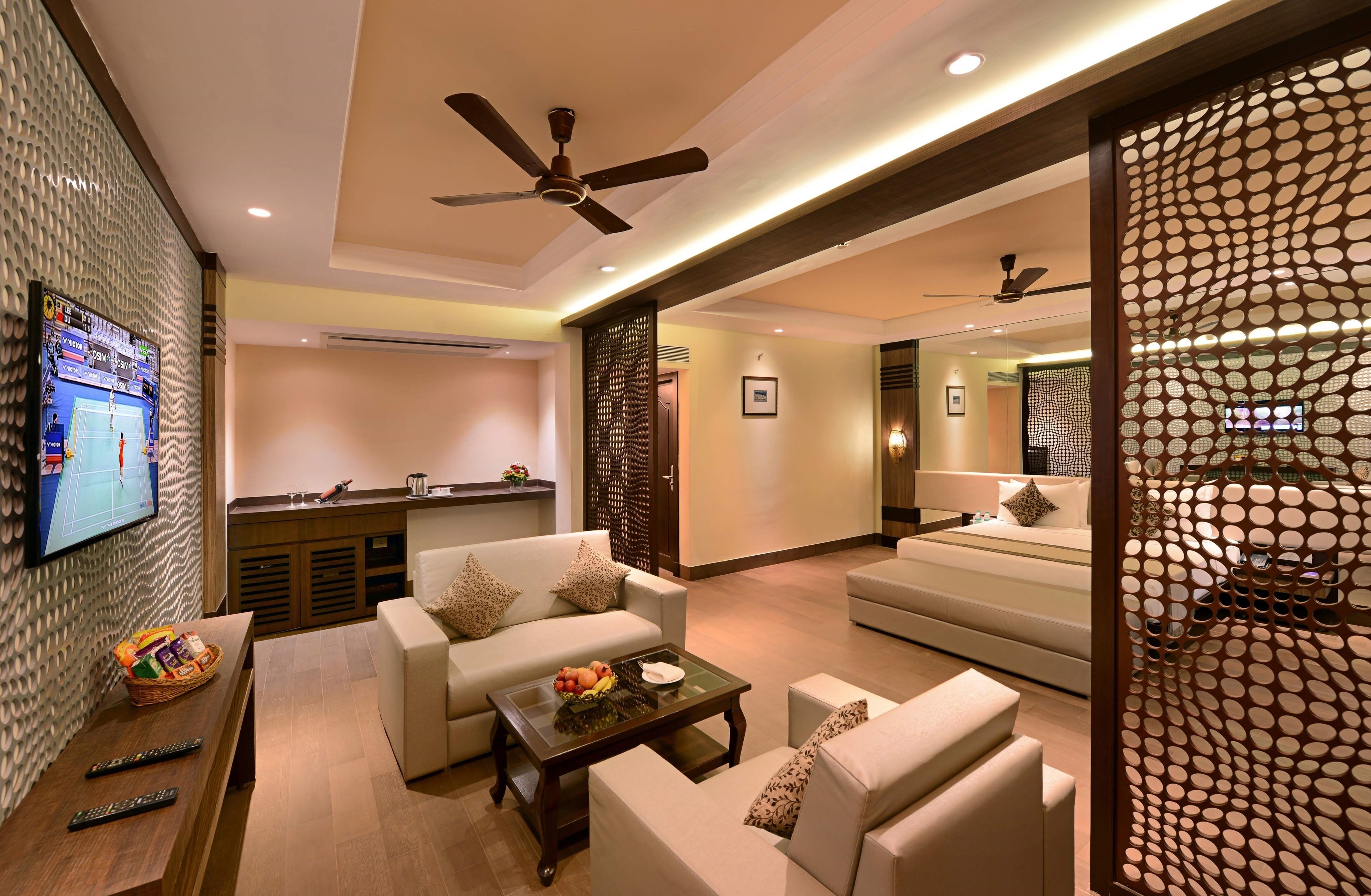 royale suite | premium bedding, memory-foam beds, minibar, in-room safe