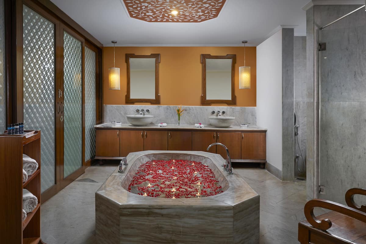 royal suite - rio wing | bathroom | designer toiletries, hair dryer, towels, soap