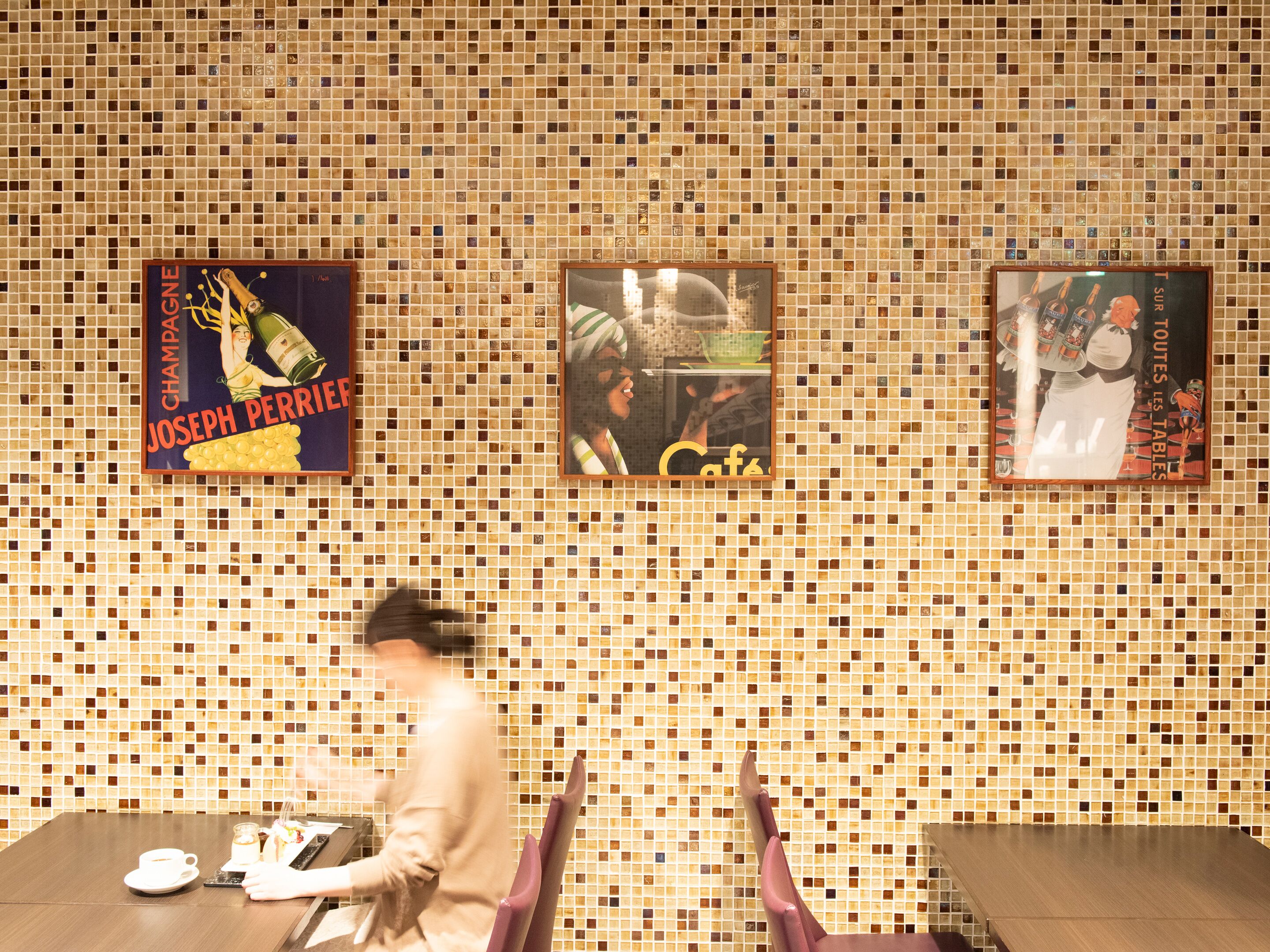 breakfast, lunch, dinner served; italian cuisine