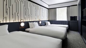 In-room safe, free WiFi, bed sheets