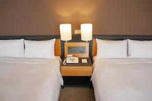 Desk, iron/ironing board, free WiFi, bed sheets - Sotetsu Fresa Inn Tokyo-Kamata (Tokyo)