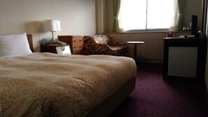 Double Room, Non Smoking | Down comforters, in-room safe, desk, blackout drapes - The Palace Side Hotel (Kyoto)