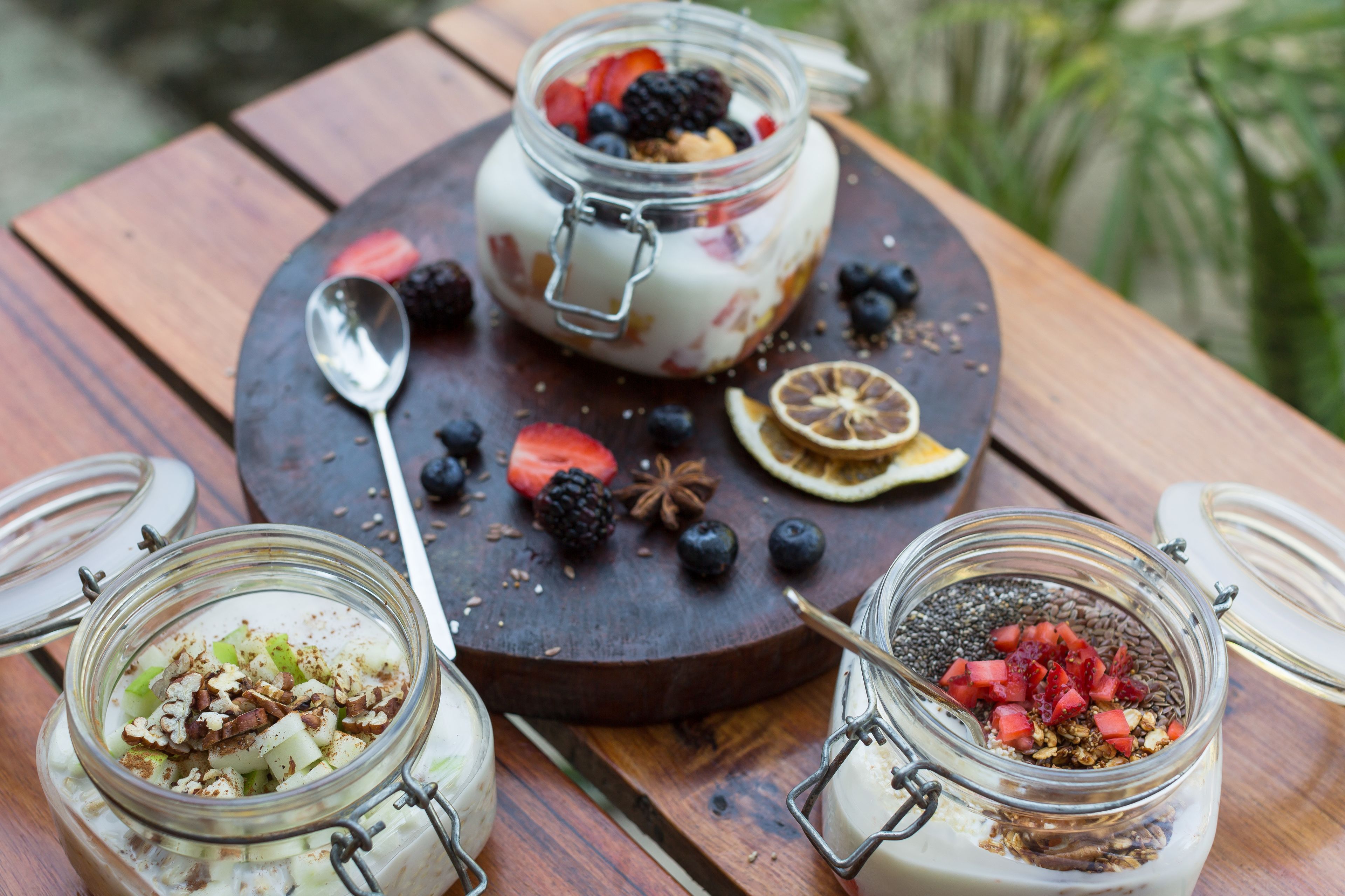 free daily cooked-to-order breakfast