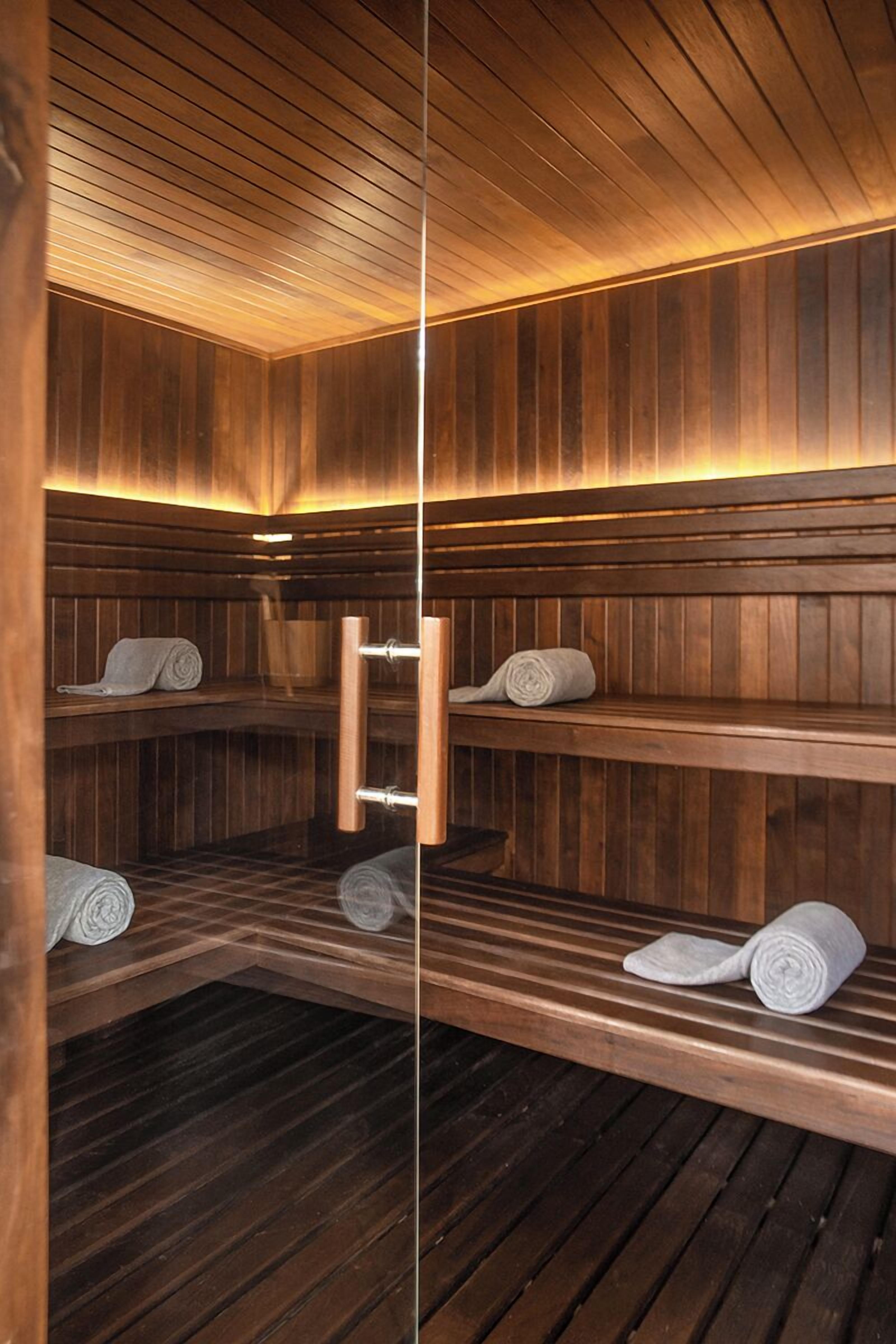 couples treatment room(s), sauna, steam room, turkish bath/hammam