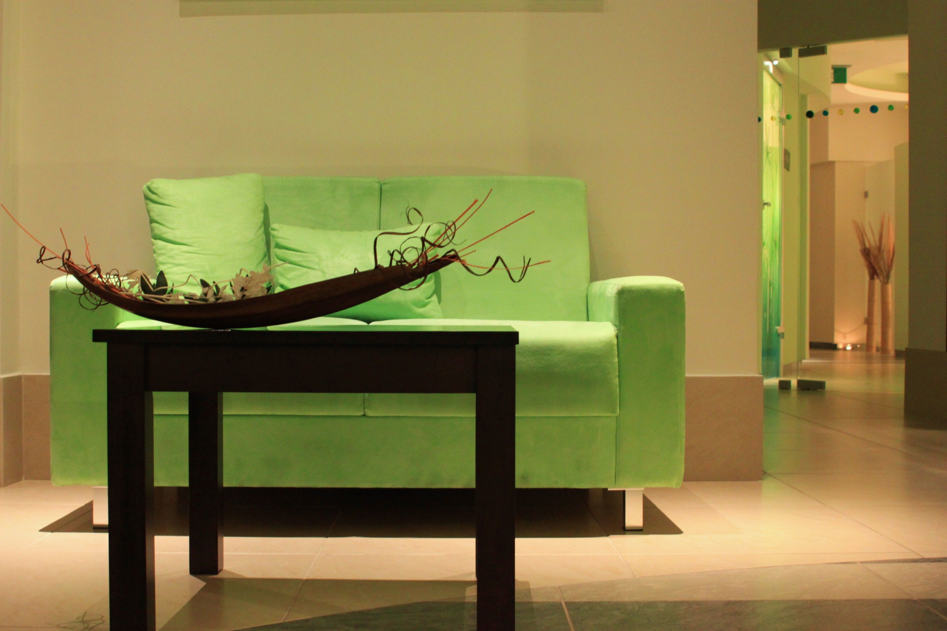 couples treatment room(s), sauna, hot tub, turkish bath/hammam