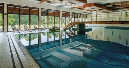 Dwór Kombornia Hotel & SPA