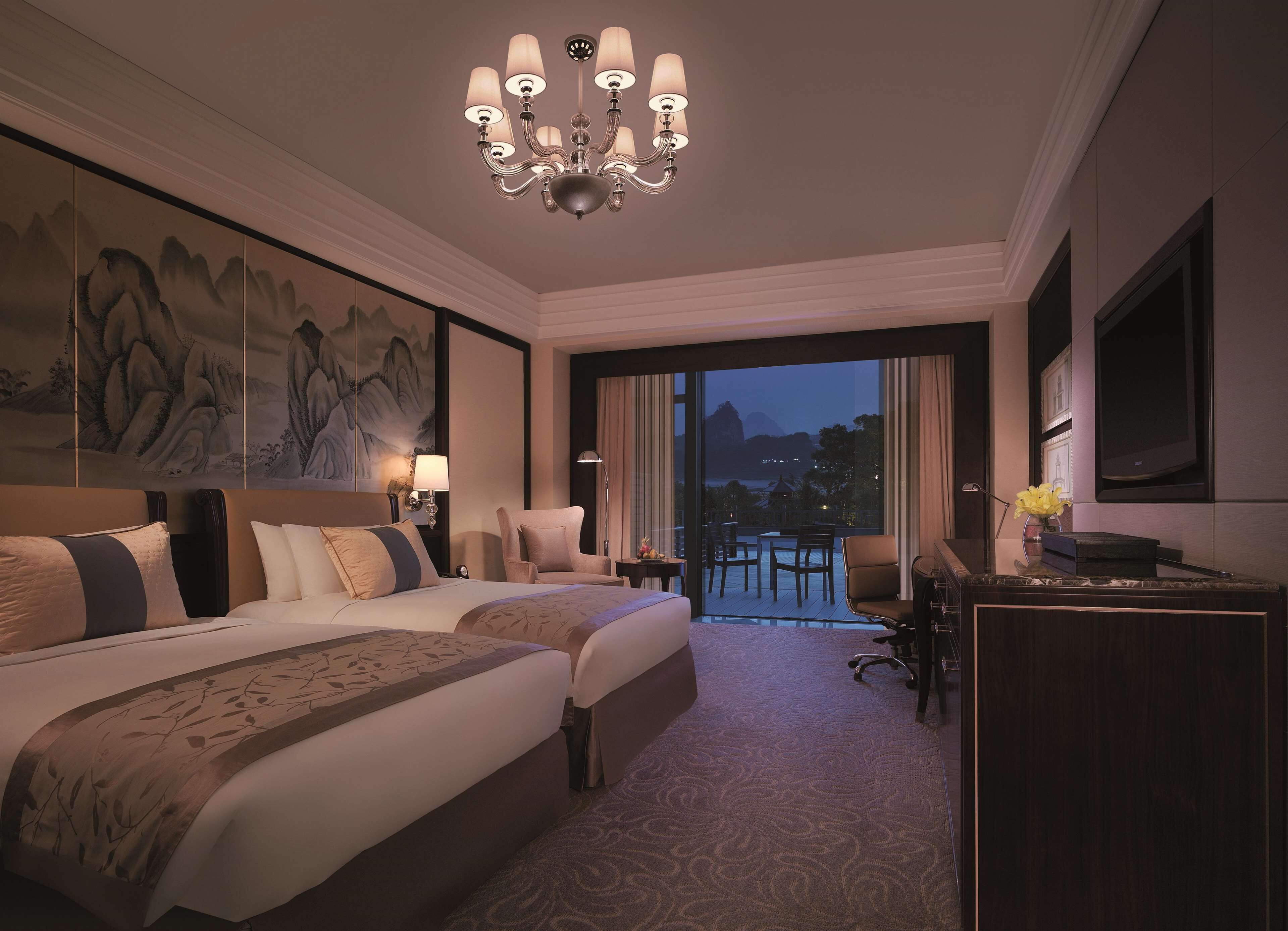 Terrace Mountain View Room, 2 Single Beds | Hypo-allergenic bedding, minibar, in-room safe, desk