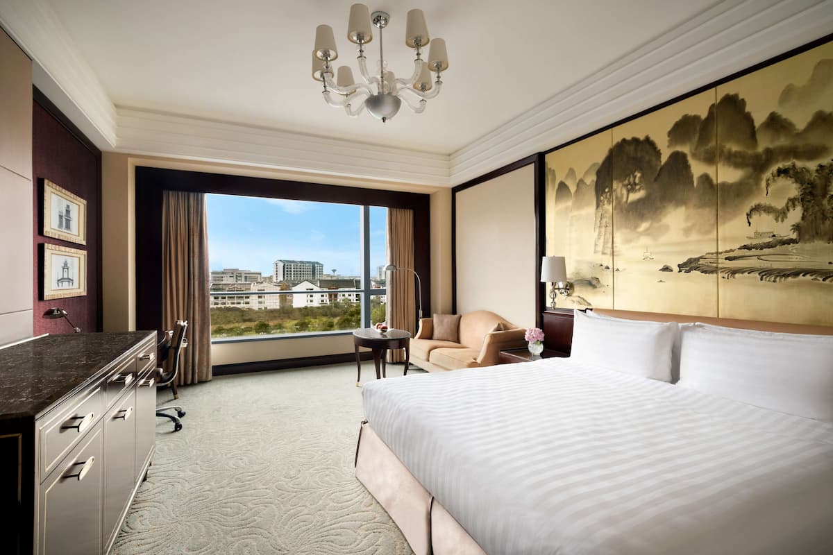 Deluxe-Zimmer, 1 King-Bett, Stadtblick
