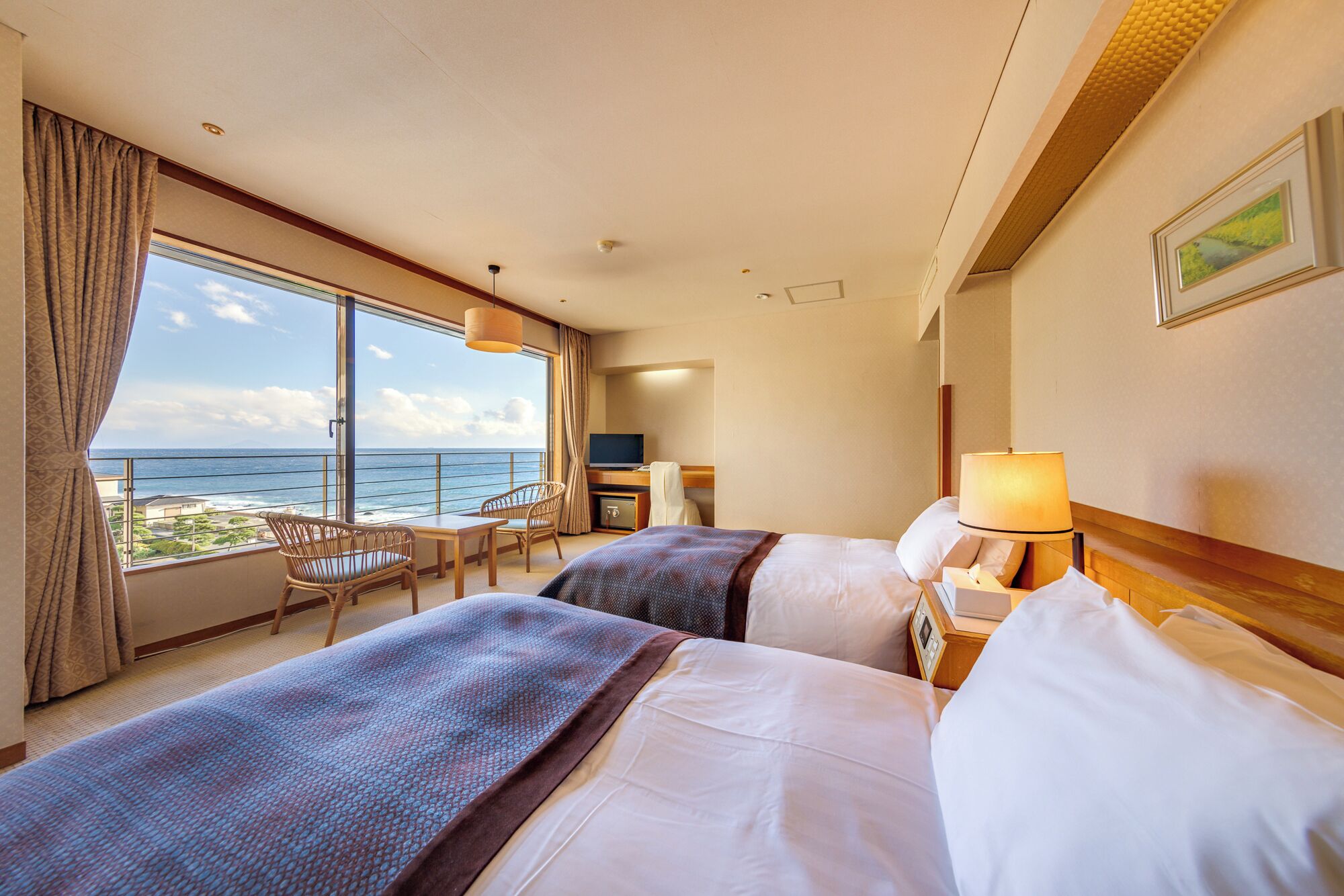 Basic Twin Room | Premium bedding, minibar, in-room safe, free WiFi