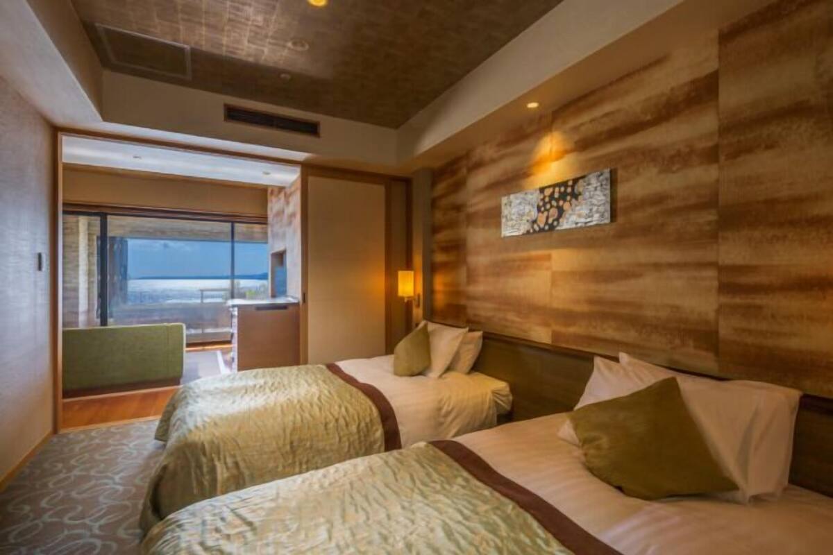 Premium bedding, minibar, in-room safe, free WiFi