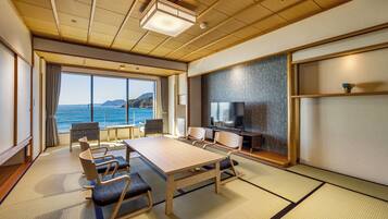 Premium bedding, minibar, in-room safe, free WiFi