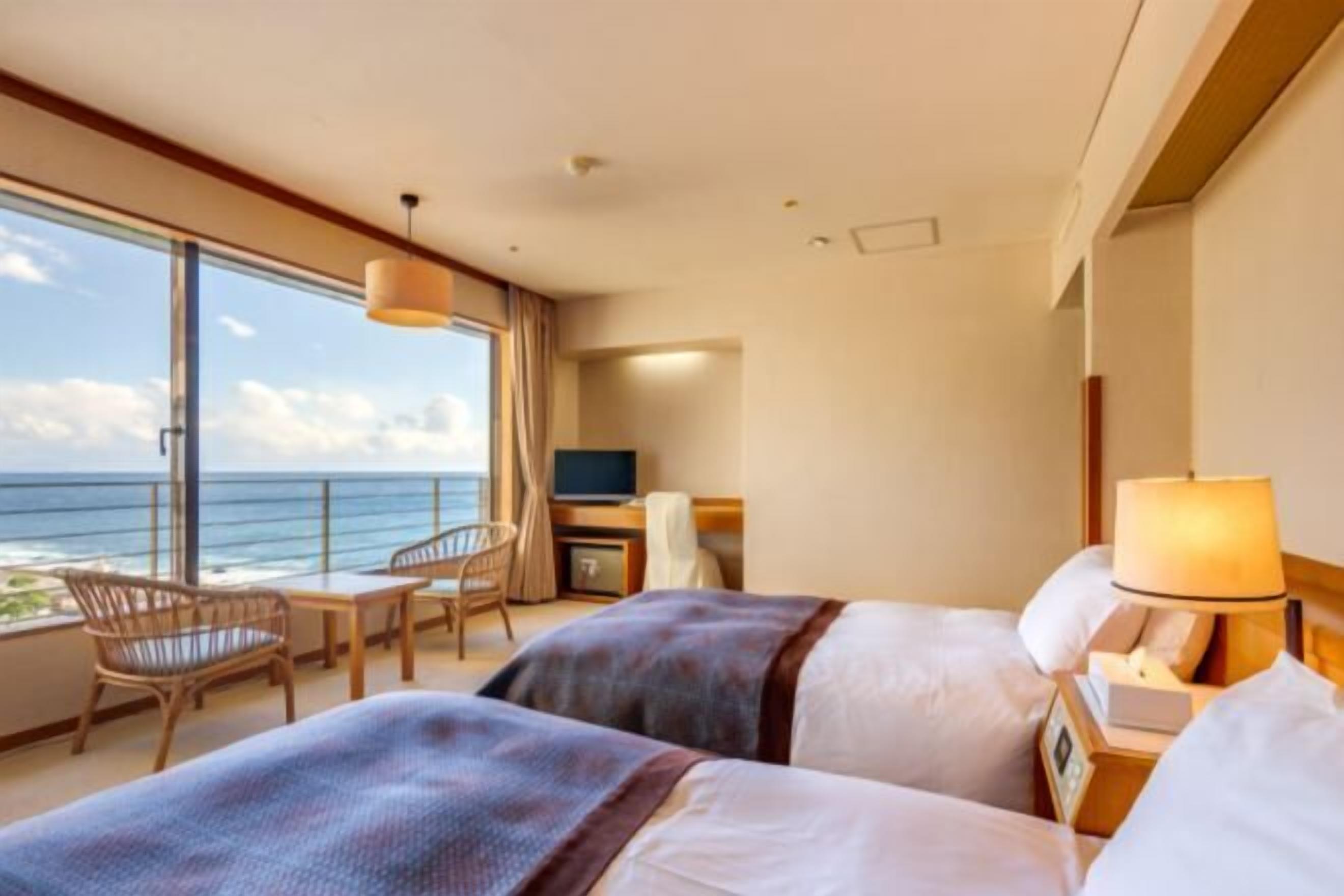 Premium bedding, minibar, in-room safe, free WiFi