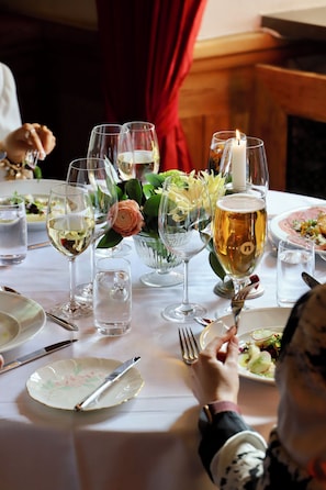 Breakfast, lunch, dinner and brunch served - Häringe Slott (Vasterhaninge)